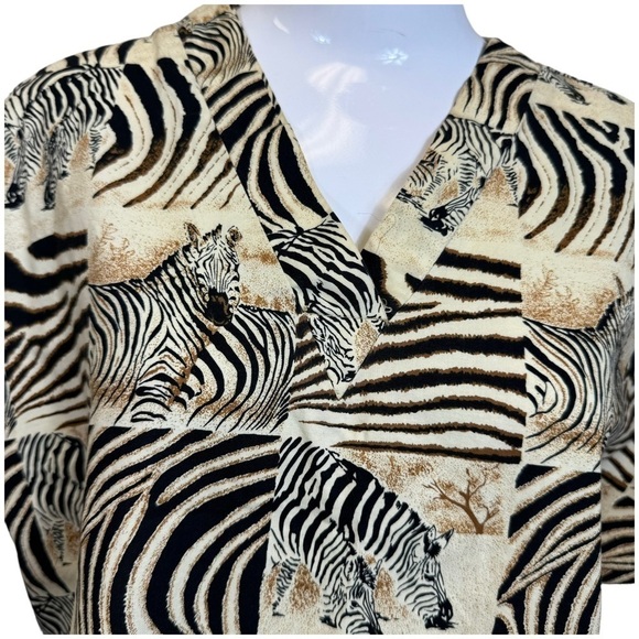 M-L - Picture 3 of 6